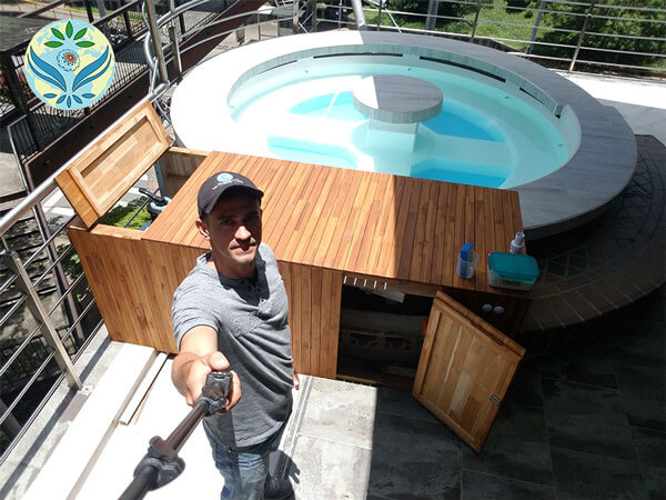 Jacuzzi de concreto terminado con recubrimiento en fibra de vidrio Medellín